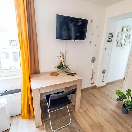 Sous Les Toits Honfleur Apartment